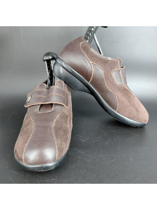 Propet Shoes - Propet Shoes Womens Size 6W Brown Leather Mary Jane Hook Loop Walking Comfort